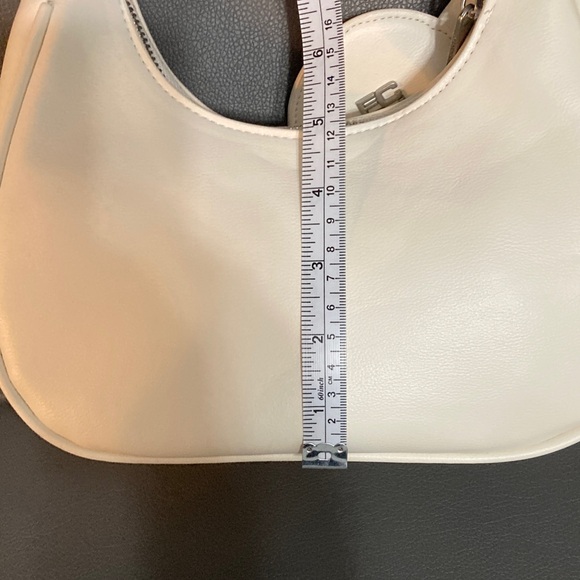 Sabrina Shoulder bag with accessory - Picture 4 of 9